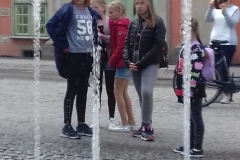 6452